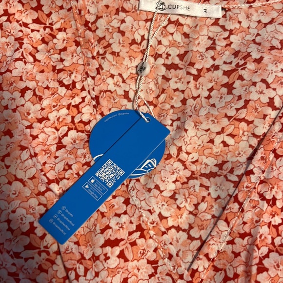 Cupshe V neck wrap dress - Picture 6 of 8